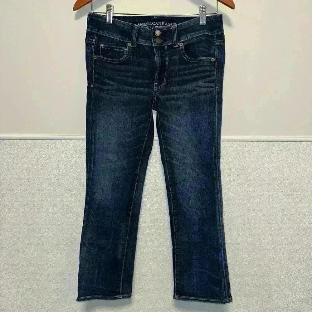 American Eagle Jeans, Blue, Size 4 Regular/Artist Crop/ Dark Wash/Super stretch